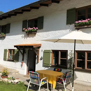 https://ferienwohnung-wasserfall.com-bavaria.com
