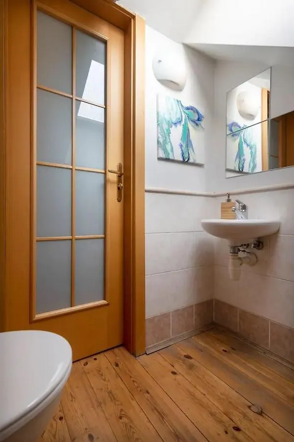 5Bd Duplex - Billiard - Home Cinema - Central Prag Apartment