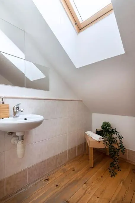 Apartment 5Bd Duplex - Billiard - Home Cinema - Central Prag